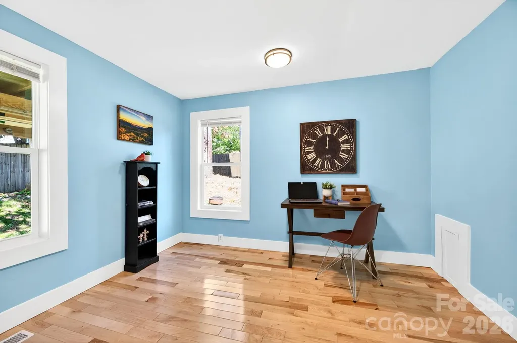 440V Carolina Avenue Brevard NC 28712