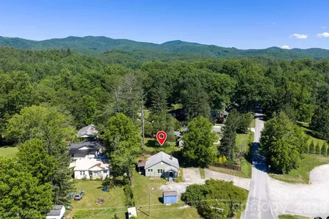 440V Carolina Avenue Brevard NC 28712