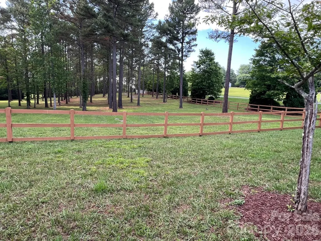 253 Falls Creek Drive Nebo NC 28761