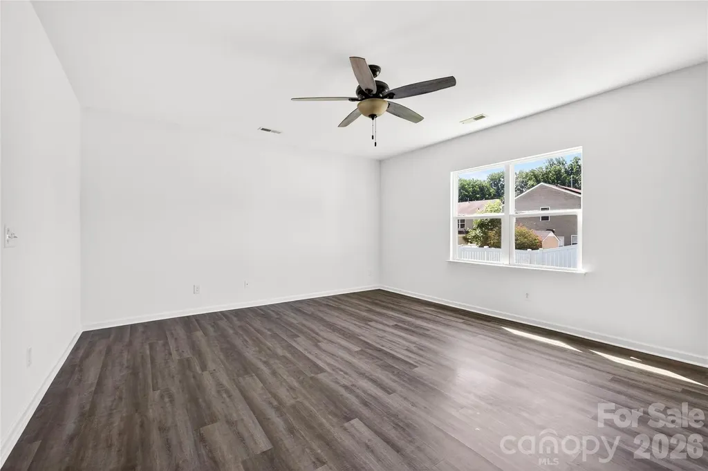 9013 Magnolia Lily Avenue Charlotte NC 28227