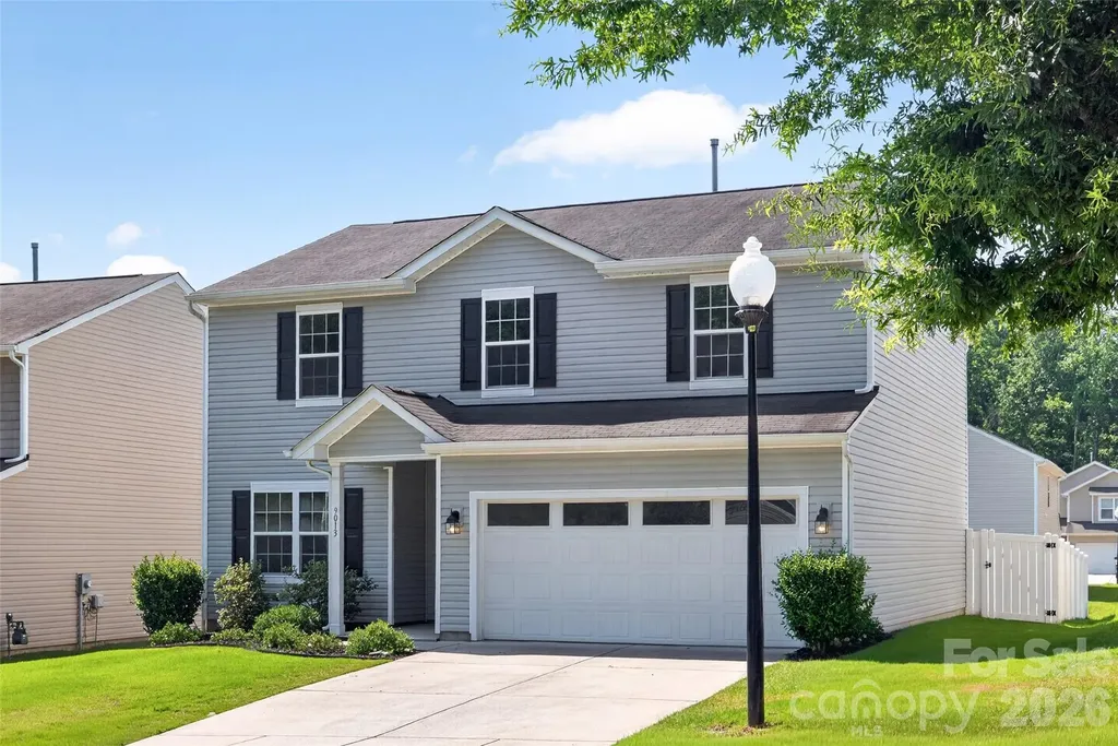 9013 Magnolia Lily Avenue Charlotte NC 28227