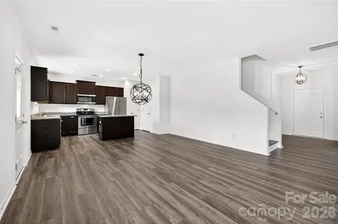 9013 Magnolia Lily Avenue Charlotte NC 28227