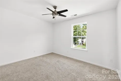 9013 Magnolia Lily Avenue Charlotte NC 28227