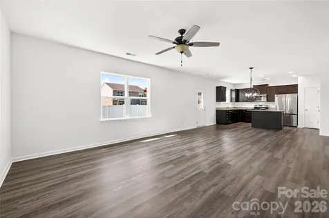 9013 Magnolia Lily Avenue Charlotte NC 28227