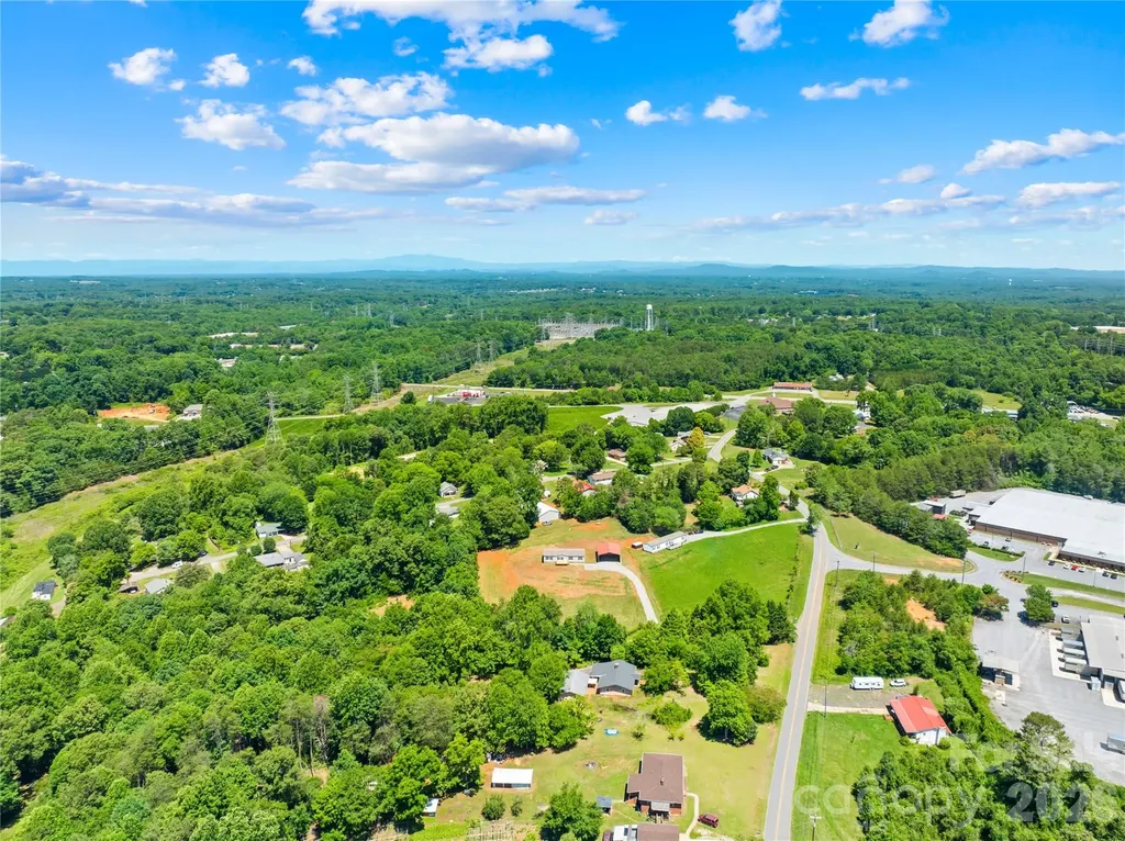 4051 10th Avenue Drive SW Hickory NC 28602