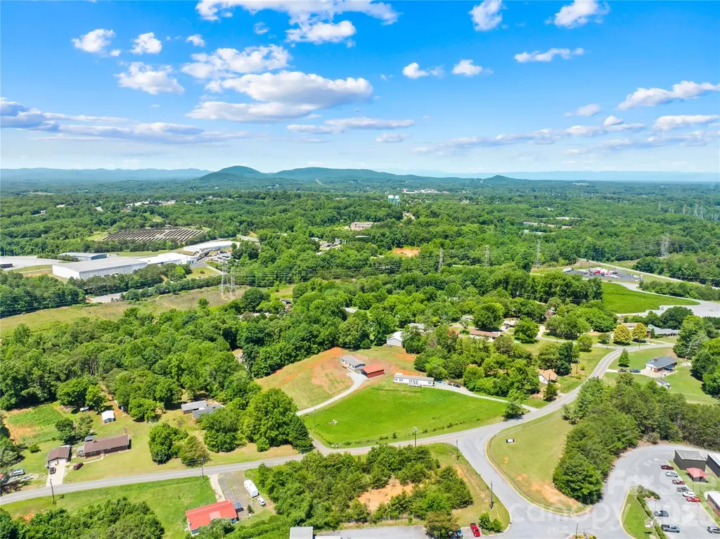 4051 10th Avenue Drive SW Hickory NC 28602