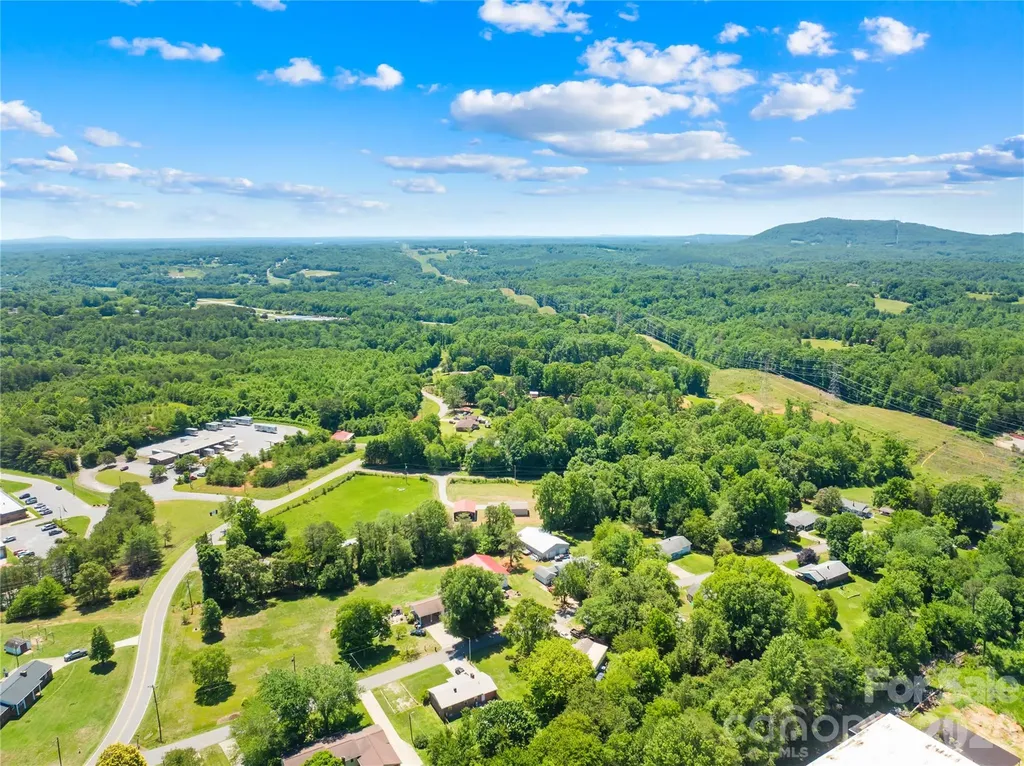 4051 10th Avenue Drive SW Hickory NC 28602