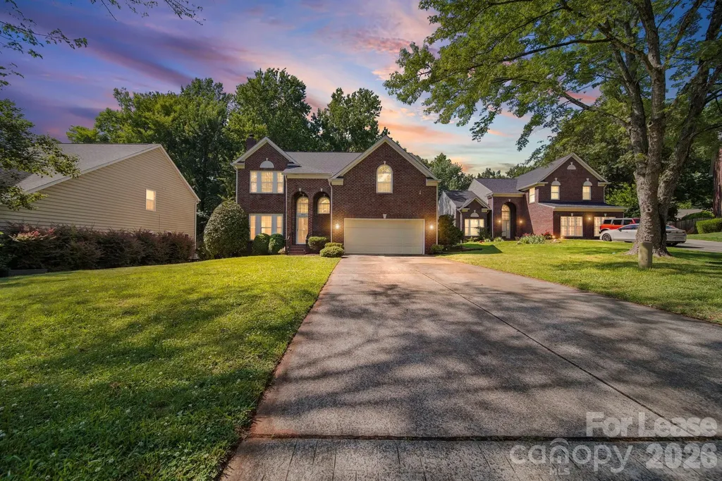 2812 Redfield Drive Charlotte NC 28270