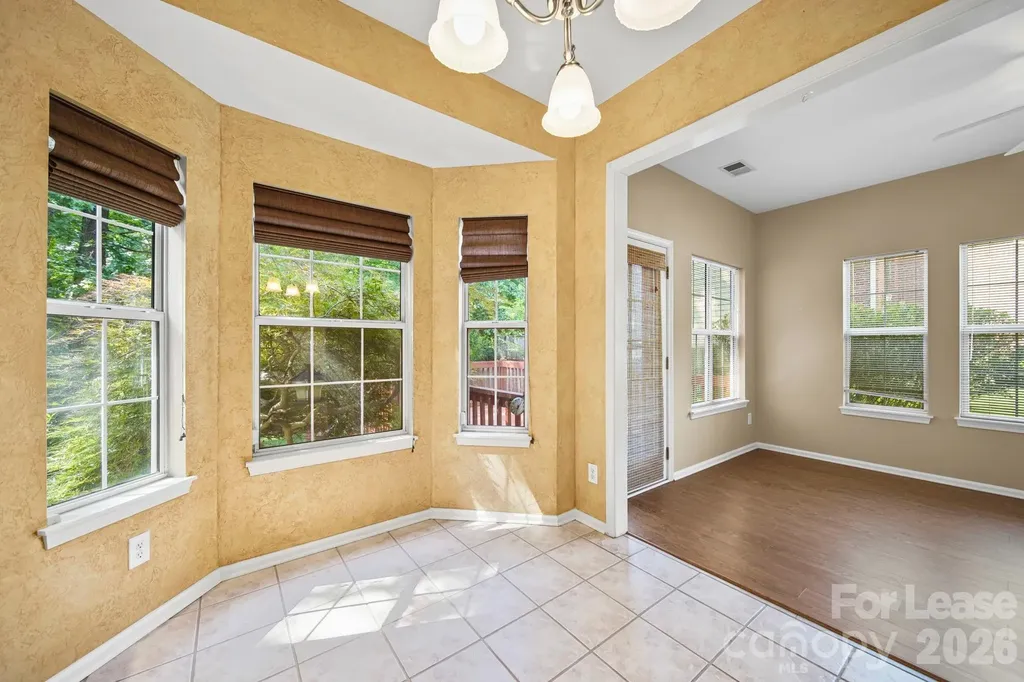 2812 Redfield Drive Charlotte NC 28270