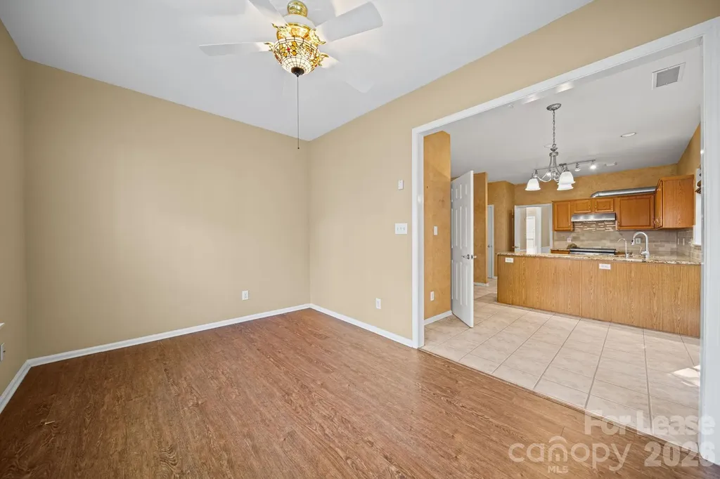2812 Redfield Drive Charlotte NC 28270