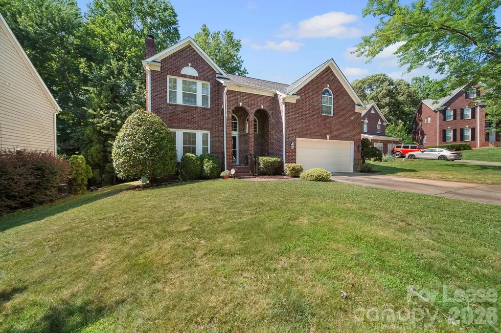 2812 Redfield Drive Charlotte NC 28270