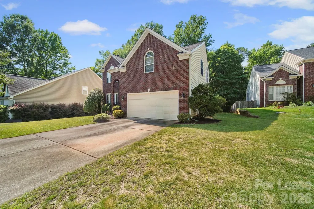2812 Redfield Drive Charlotte NC 28270
