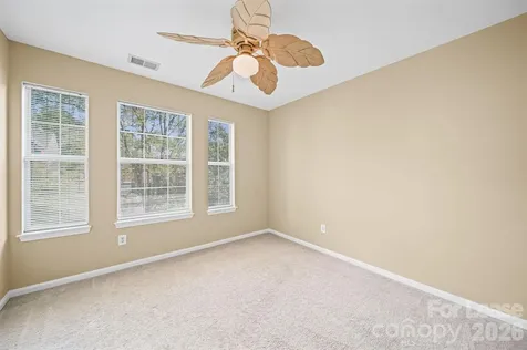 2812 Redfield Drive Charlotte NC 28270