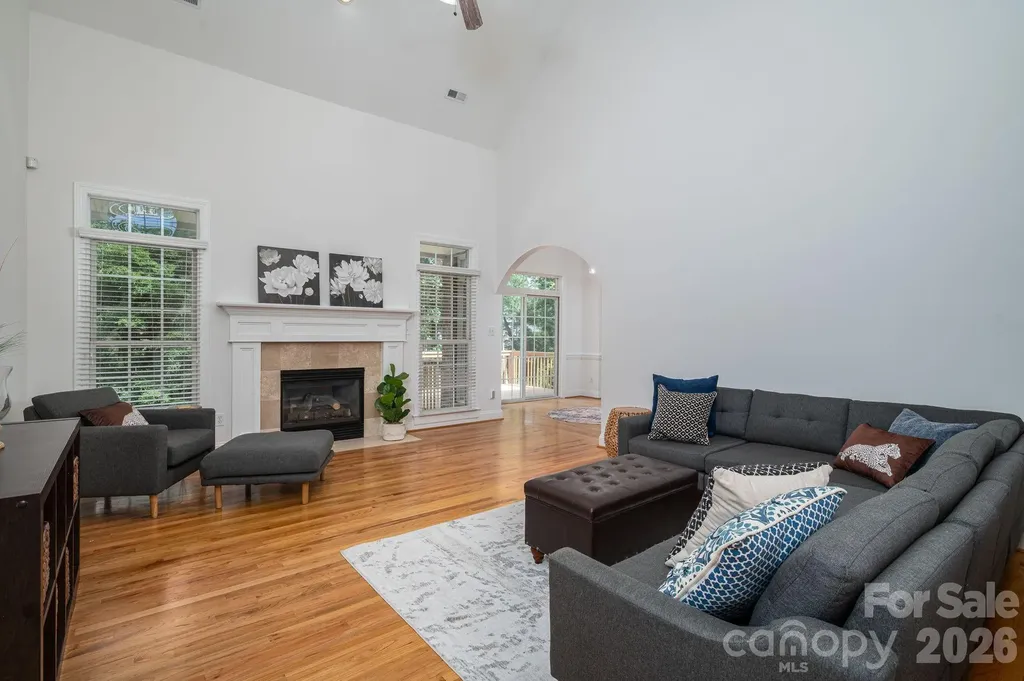 4017 Foxes Trail Cramerton NC 28032