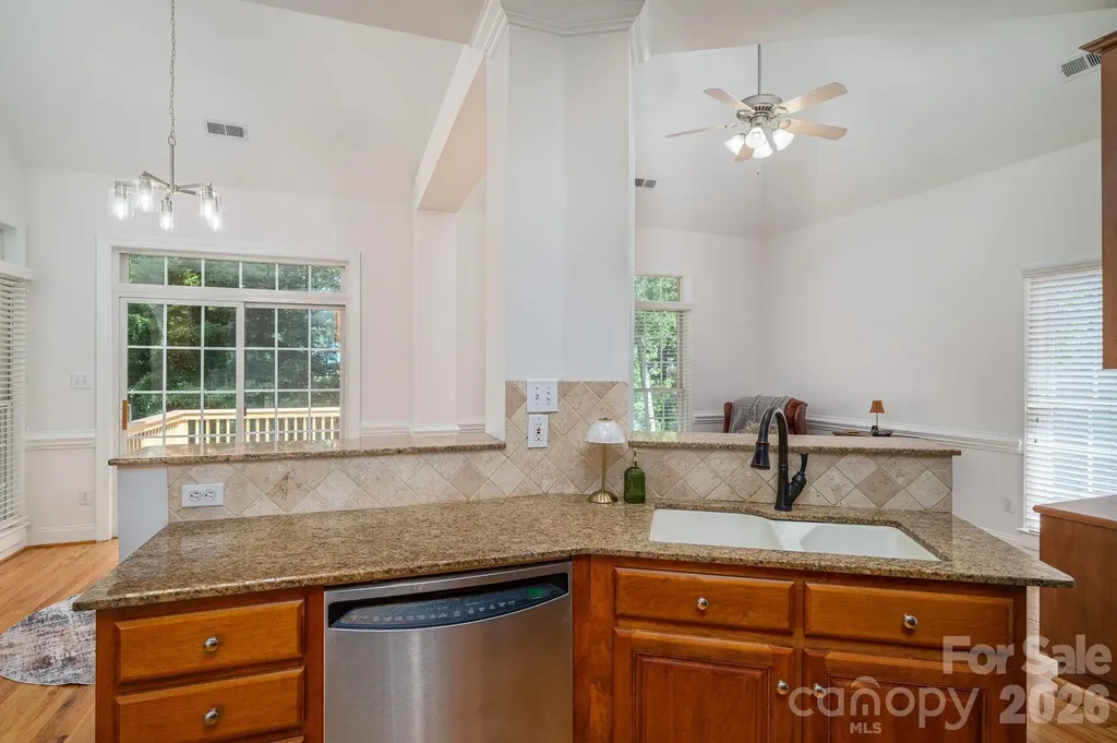 4017 Foxes Trail Cramerton NC 28032