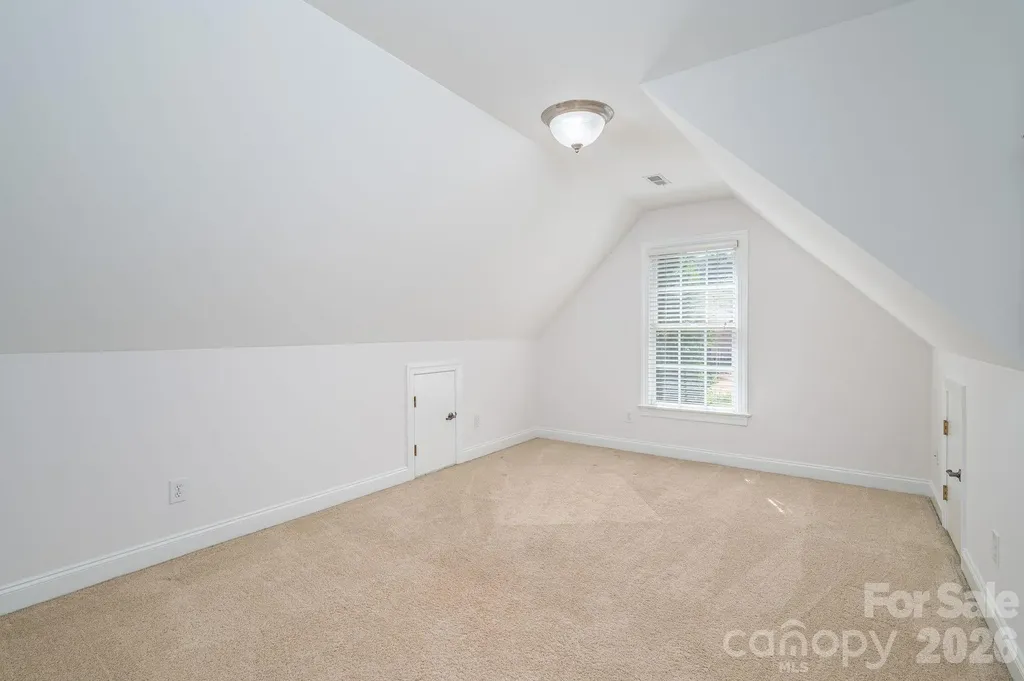 4017 Foxes Trail Cramerton NC 28032