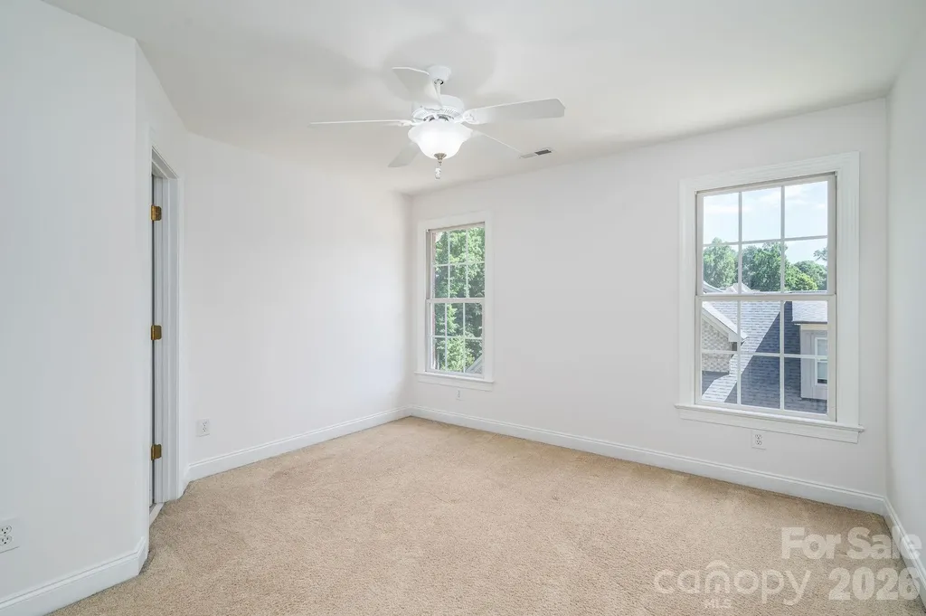 4017 Foxes Trail Cramerton NC 28032