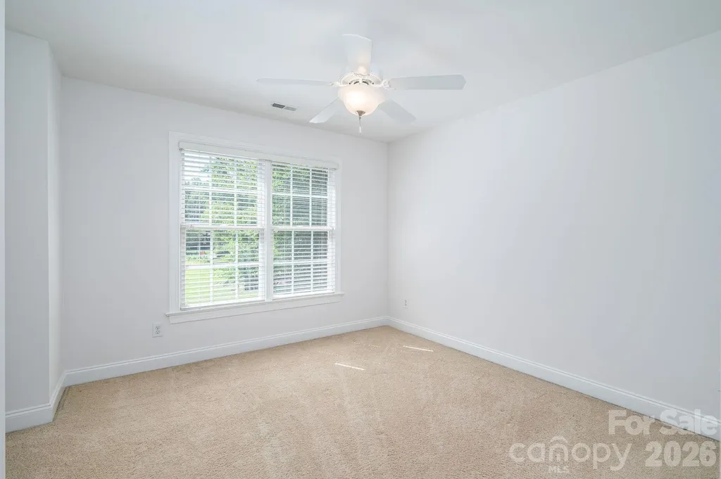 4017 Foxes Trail Cramerton NC 28032