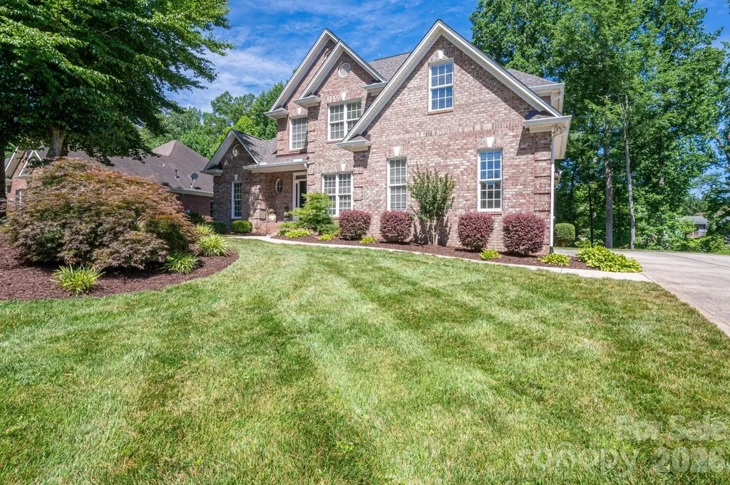 4017 Foxes Trail Cramerton NC 28032