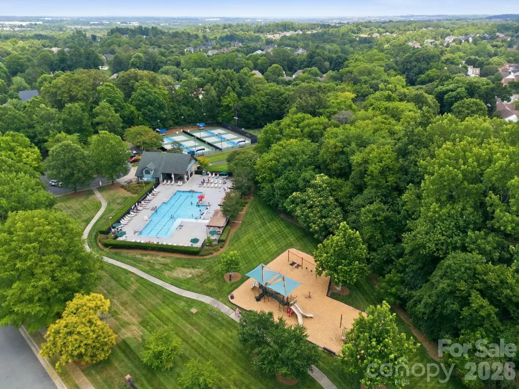 1854 Briarcrest Drive NW Charlotte NC 28269