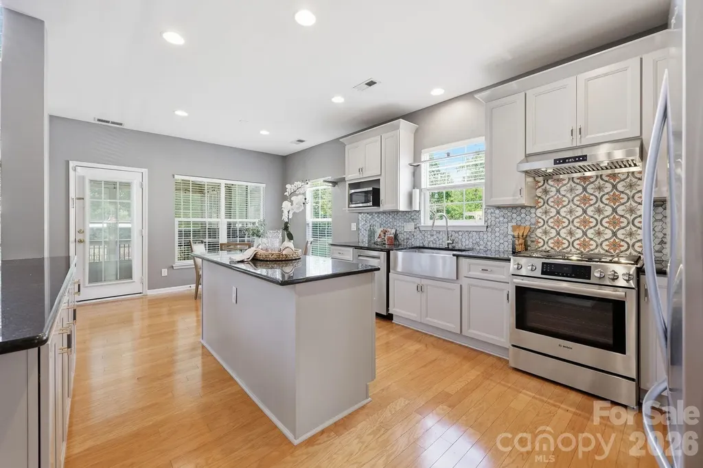 1854 Briarcrest Drive NW Charlotte NC 28269