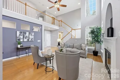 1854 Briarcrest Drive NW Charlotte NC 28269