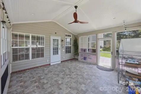 1854 Briarcrest Drive NW Charlotte NC 28269