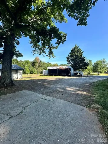 610 Helton Road Cherryville NC 28021