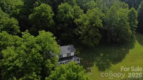 1327 Nc 80 Highway Bakersville NC 28705