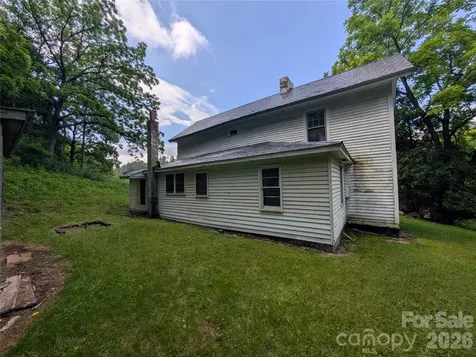 1327 Nc 80 Highway Bakersville NC 28705