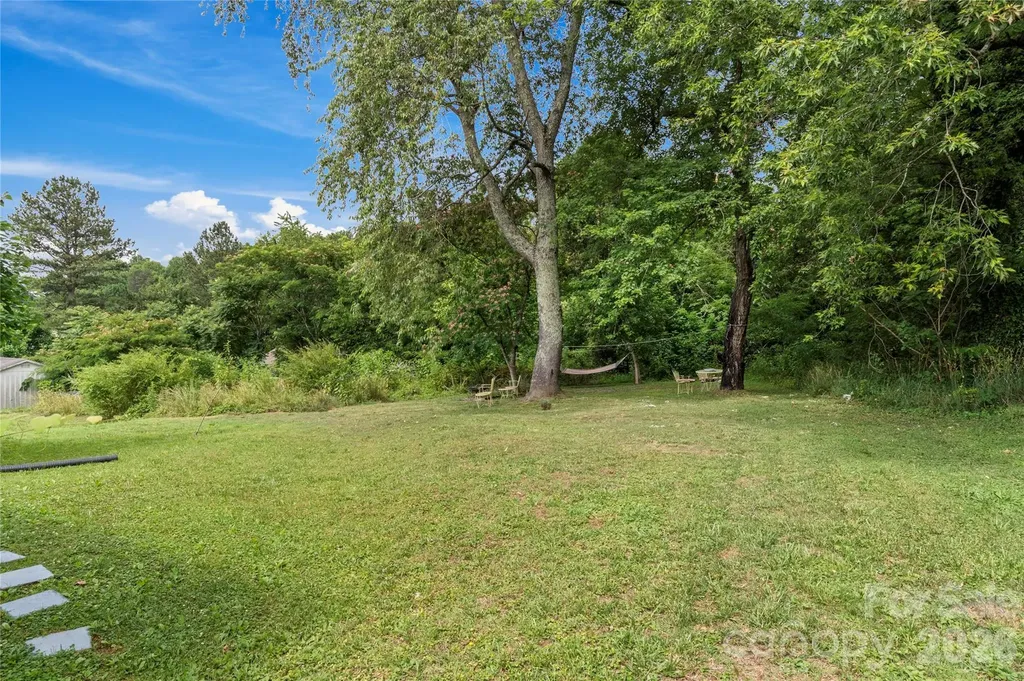 112 Hillcrest Street Jonesville NC 28642