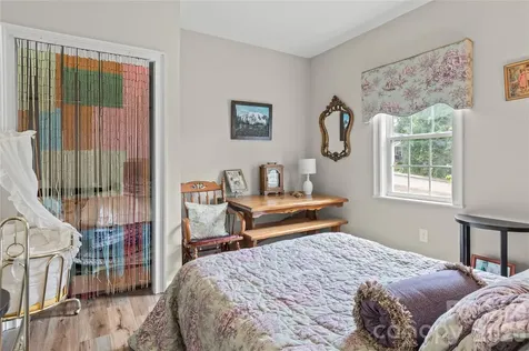 112 Hillcrest Street Jonesville NC 28642