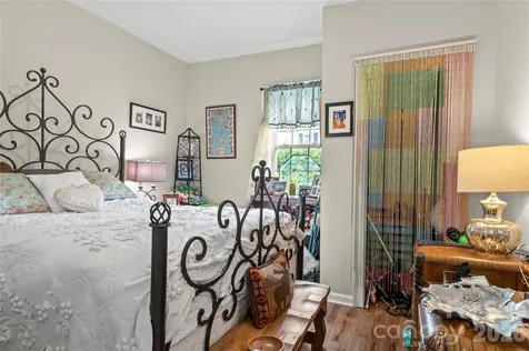112 Hillcrest Street Jonesville NC 28642
