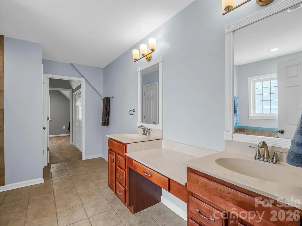 99 Driftstone Circle Arden NC 28704