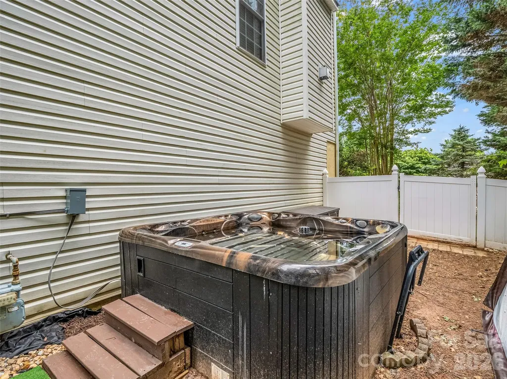 99 Driftstone Circle Arden NC 28704