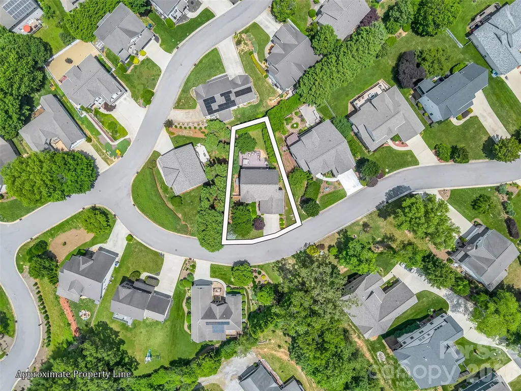 99 Driftstone Circle Arden NC 28704