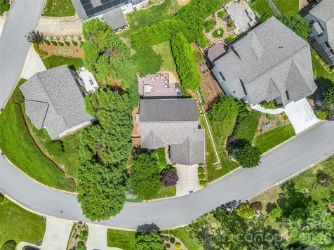 99 Driftstone Circle Arden NC 28704