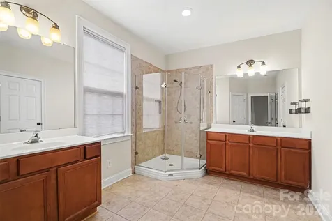 1205 Gainsborough Drive Matthews NC 28104