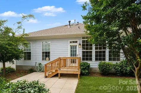 1205 Gainsborough Drive Matthews NC 28104
