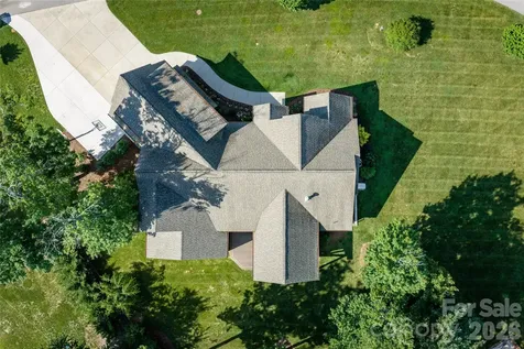 210 Samuel Drive Mills River NC 28759