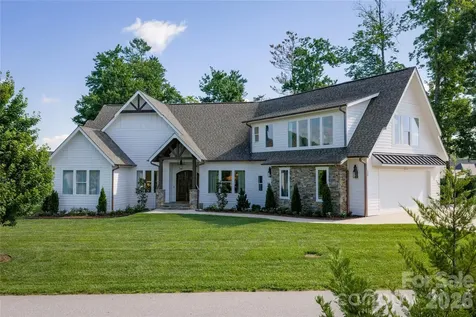 210 Samuel Drive Mills River NC 28759