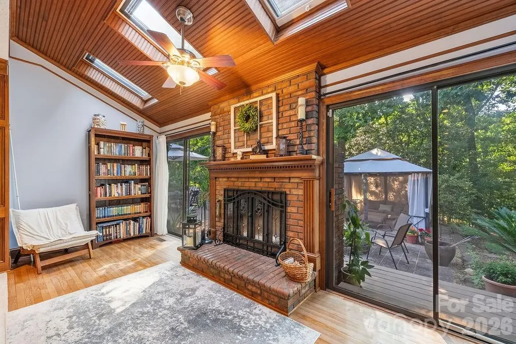 8418 Pine Hill Road Charlotte NC 28227