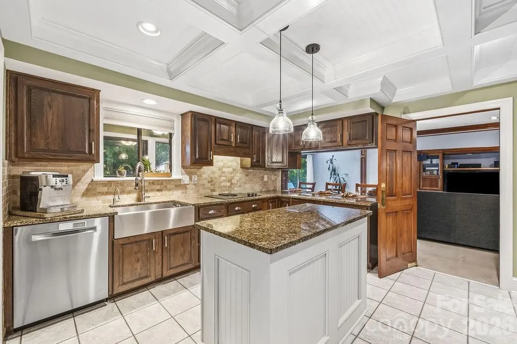 8418 Pine Hill Road Charlotte NC 28227