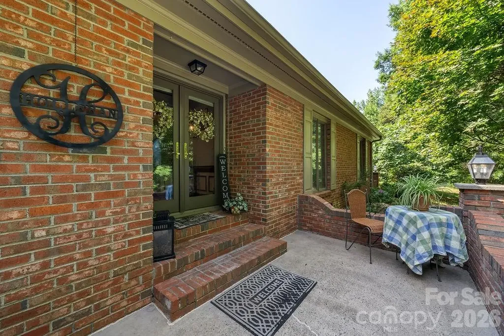 8418 Pine Hill Road Charlotte NC 28227