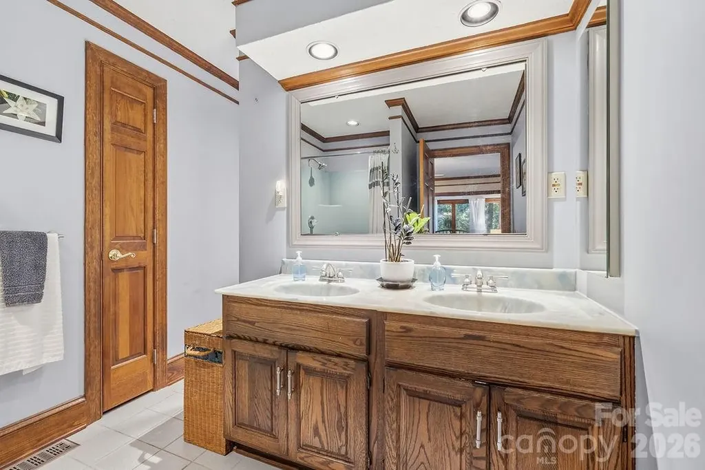 8418 Pine Hill Road Charlotte NC 28227