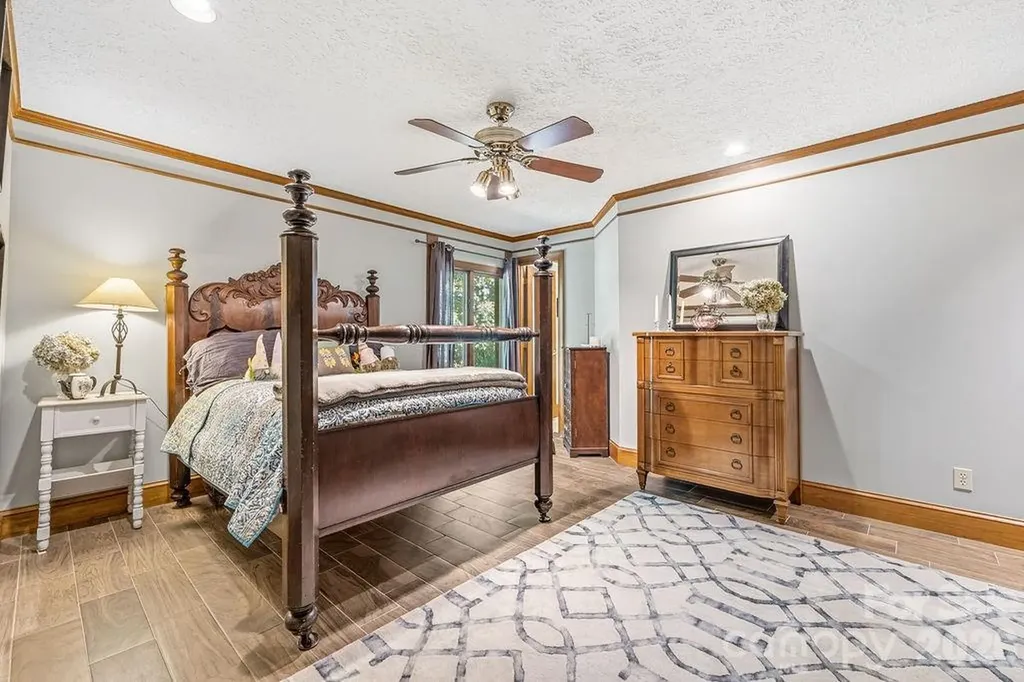 8418 Pine Hill Road Charlotte NC 28227
