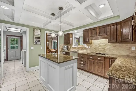 8418 Pine Hill Road Charlotte NC 28227