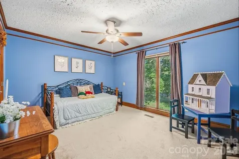 8418 Pine Hill Road Charlotte NC 28227
