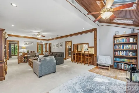 8418 Pine Hill Road Charlotte NC 28227