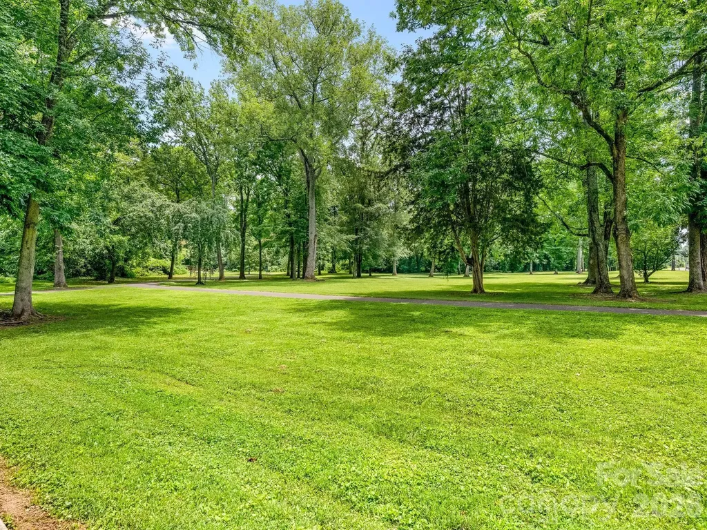 1830 Logie Avenue Charlotte NC 28205